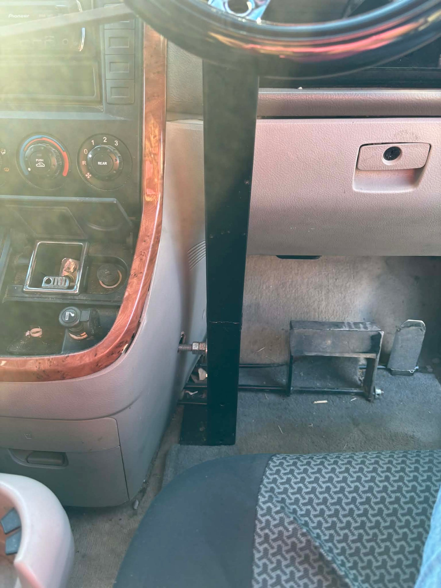 2001 Honda CRV right hand drive postal vehicle..